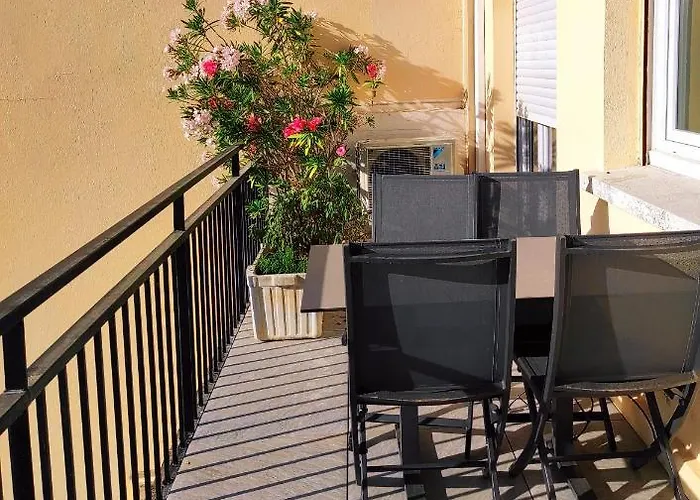 Apartment Rooftop Ramses